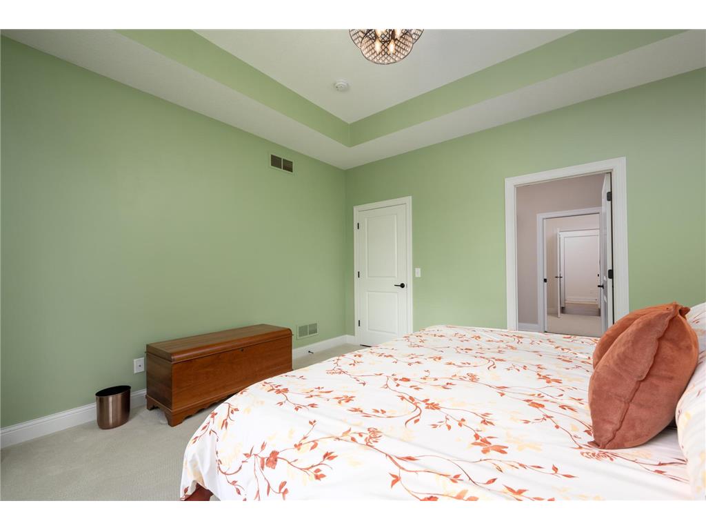 637 Maple Court New Richmond WI 54017 - Paperjack Creek 7024315 image18