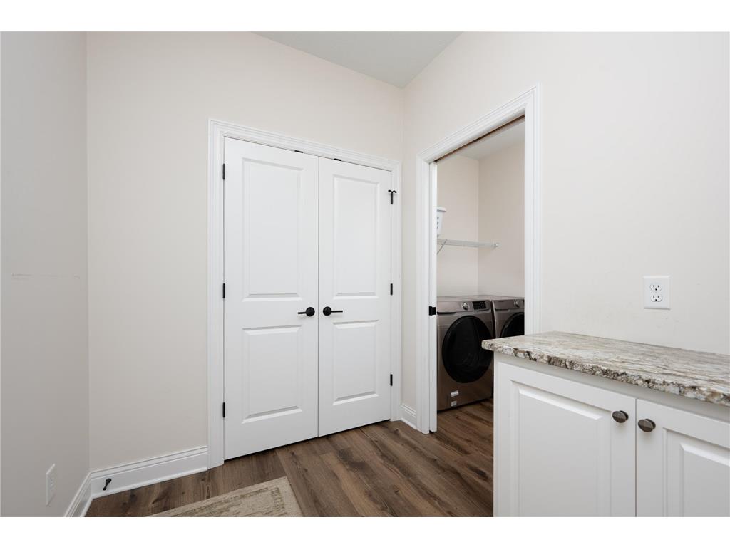 637 Maple Court New Richmond WI 54017 - Paperjack Creek 7024315 image23