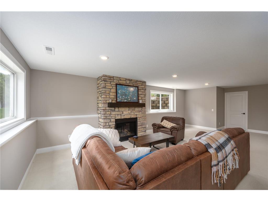 637 Maple Court New Richmond WI 54017 - Paperjack Creek 7024315 image29