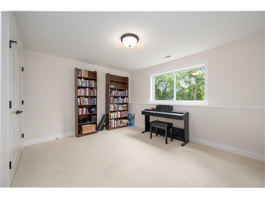 637 Maple Court New Richmond WI 54017 - Paperjack Creek 7024315 image31