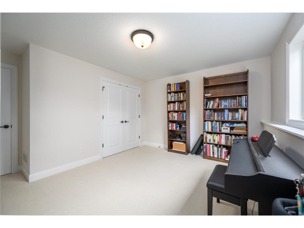 637 Maple Court New Richmond WI 54017 - Paperjack Creek 7024315 image32