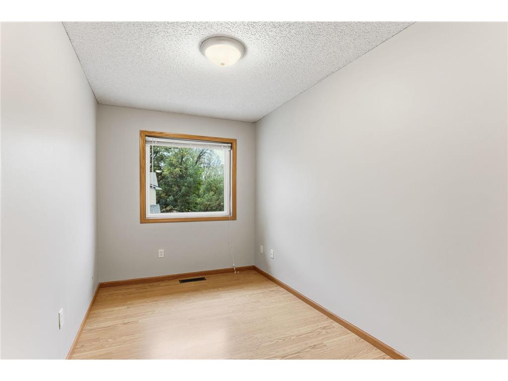 6372 13TH Street N Oakdale MN 55128 6797278 image18