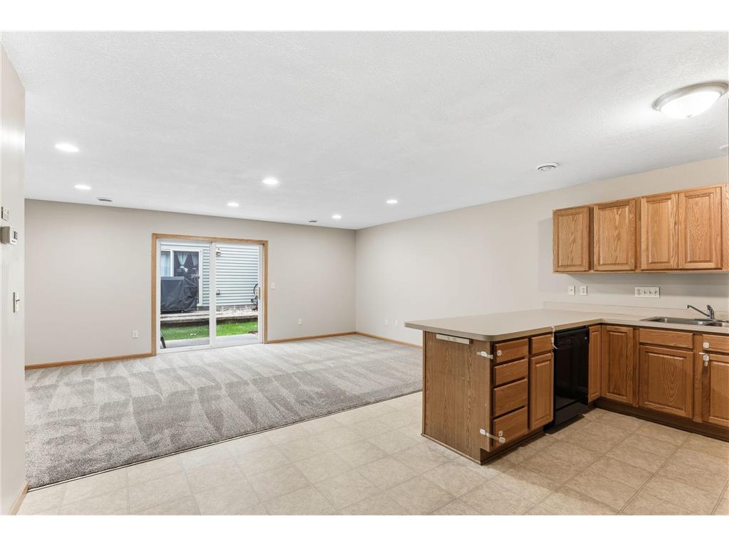 6372 13TH Street N Oakdale MN 55128 6797278 image2