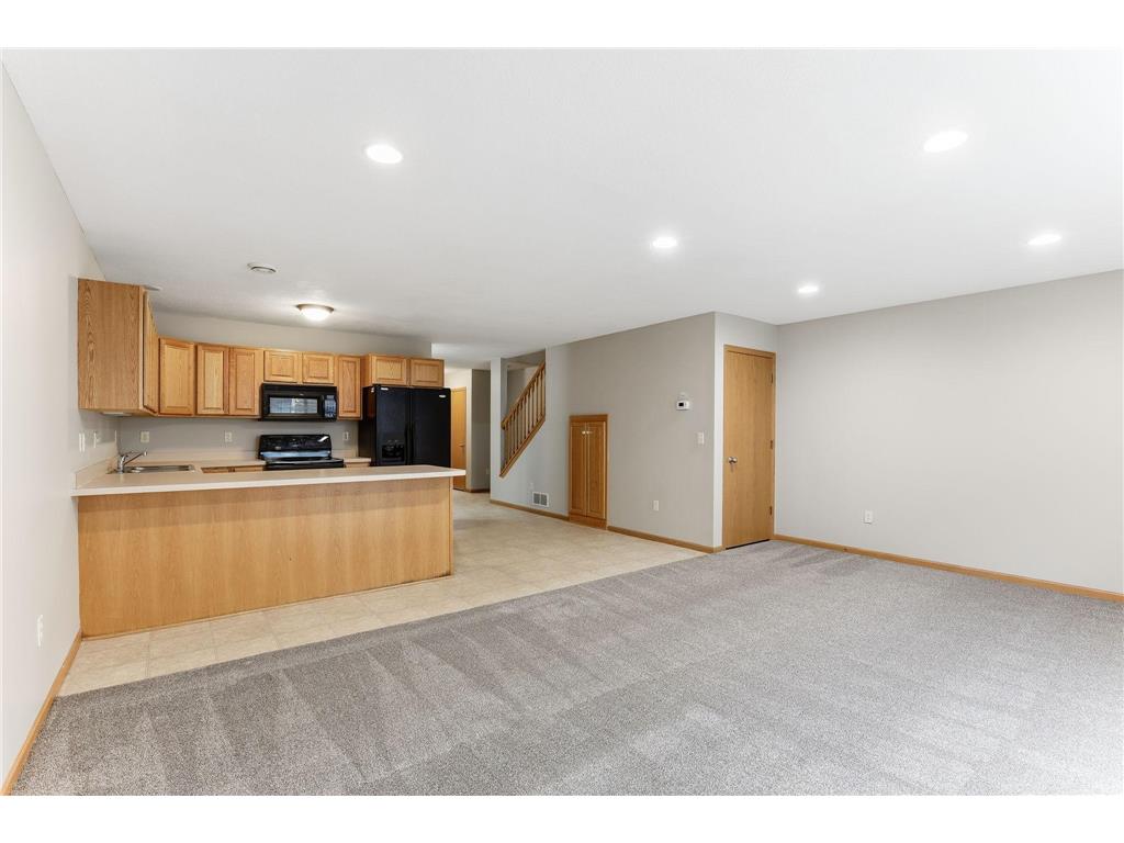 6372 13TH Street N Oakdale MN 55128 6797278 image3