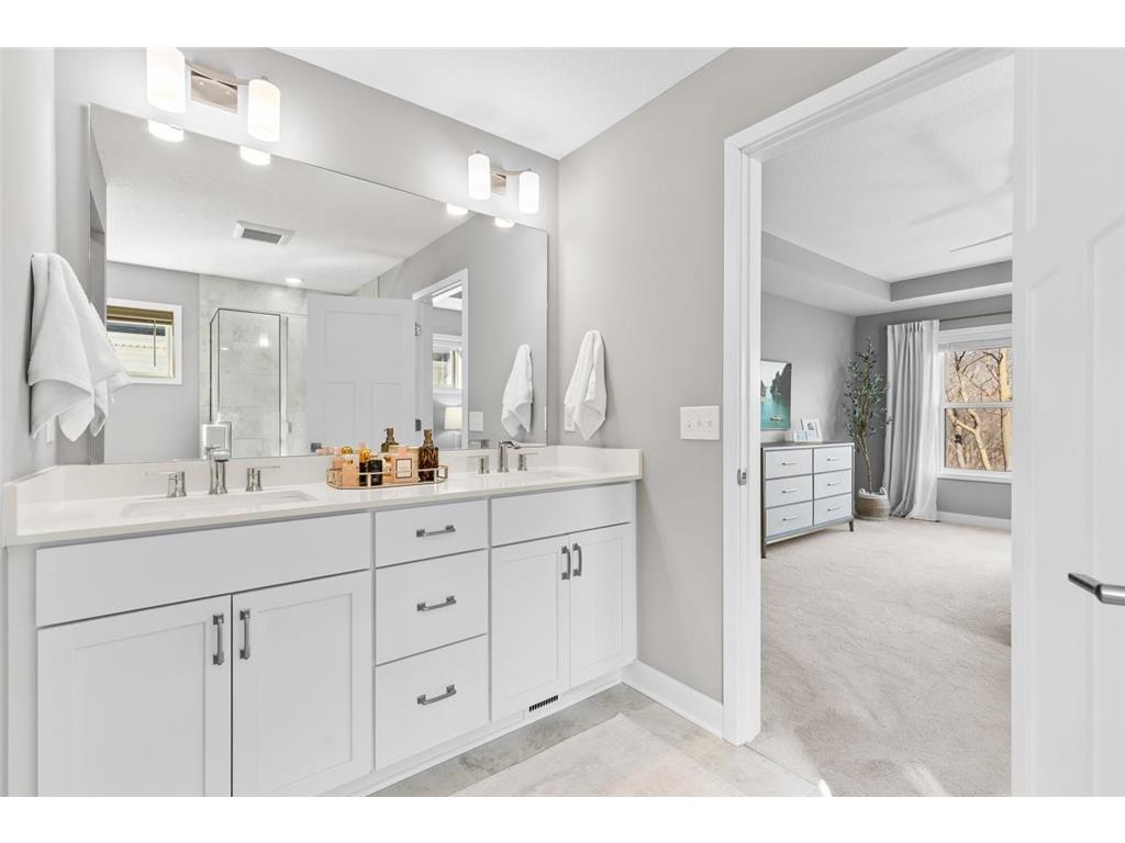6373 Apple Court Inver Grove Heights MN 55077 7044057 image16
