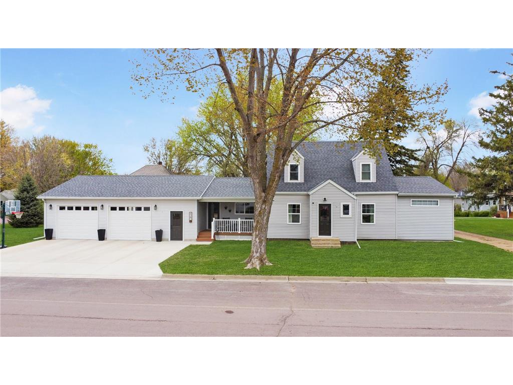 638 6th Street Westbrook MN 56183 7067437 image1