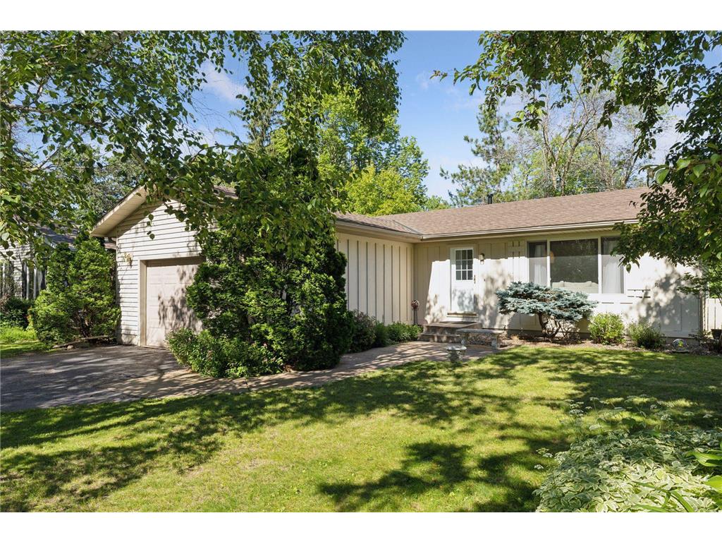 638 Glen Park Road River Falls WI 54022 6547876 image1