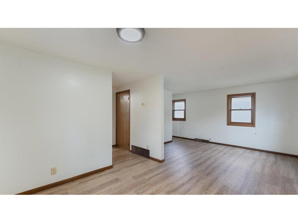 638 Julii Street Willmar MN 56201 6816530 image9