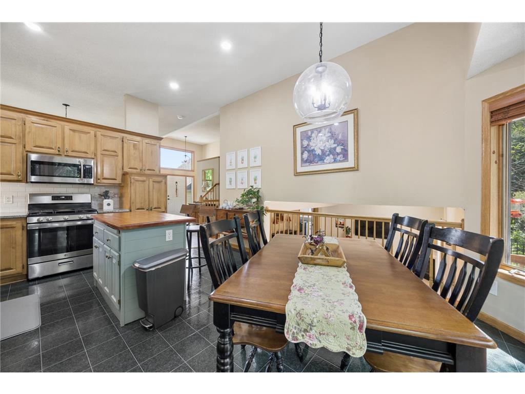 638 Oakwood Drive Shoreview MN 55126 7084271 image16