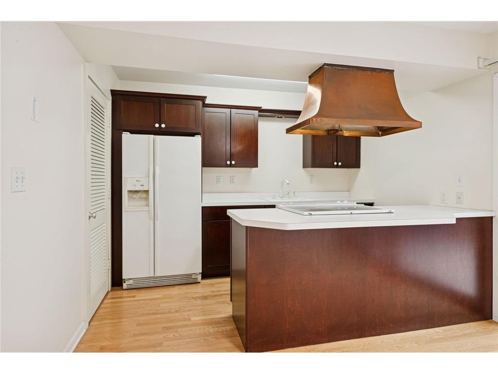 6381 Barrie Road #0120 Edina MN 55435 6820004 image10