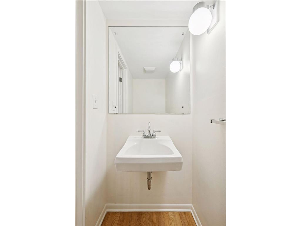 6381 Barrie Road #0120 Edina MN 55435 6820004 image17