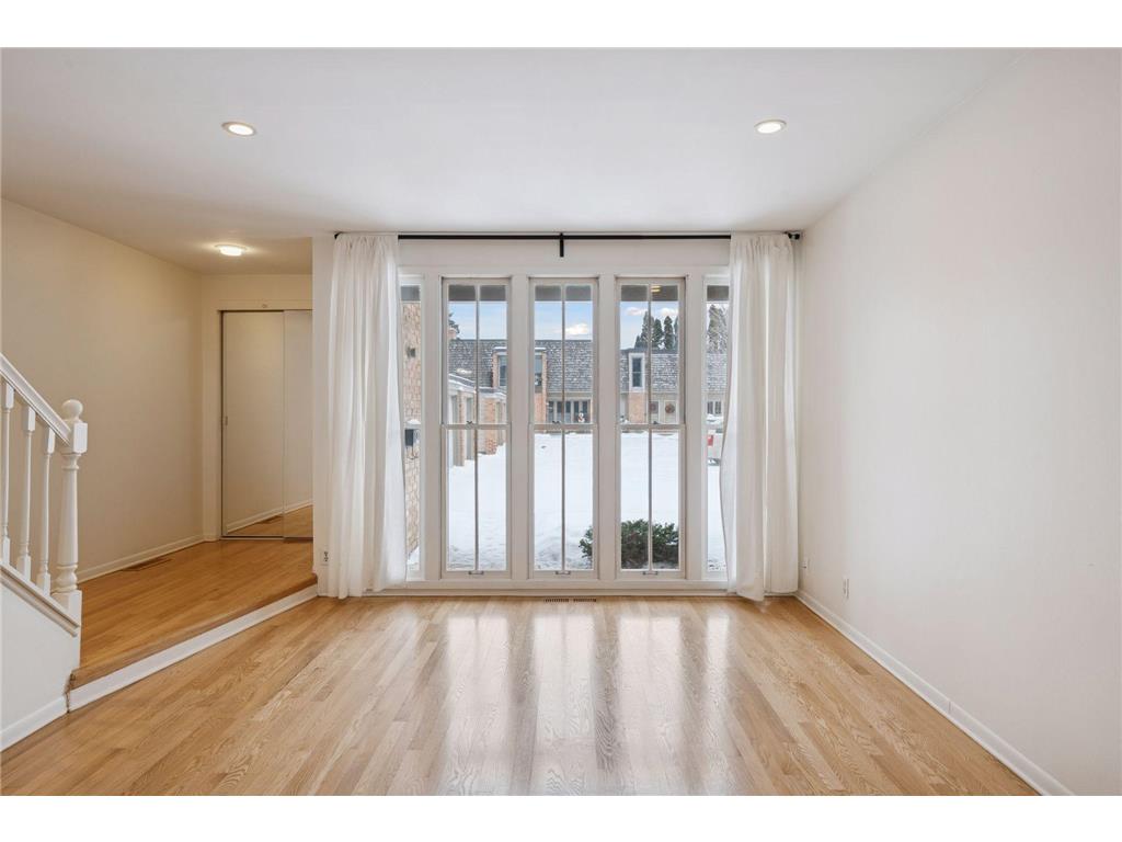 6381 Barrie Road #0120 Edina MN 55435 6820004 image7