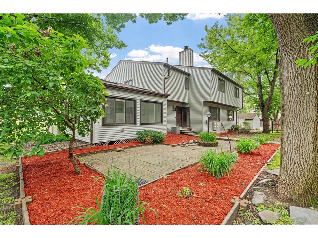6383 Saint Johns Drive Eden Prairie MN 55346 7095263 image1