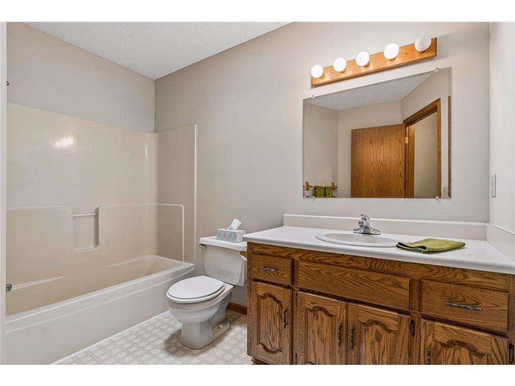 6386 255th Street Wyoming MN 55092 7102091 image22