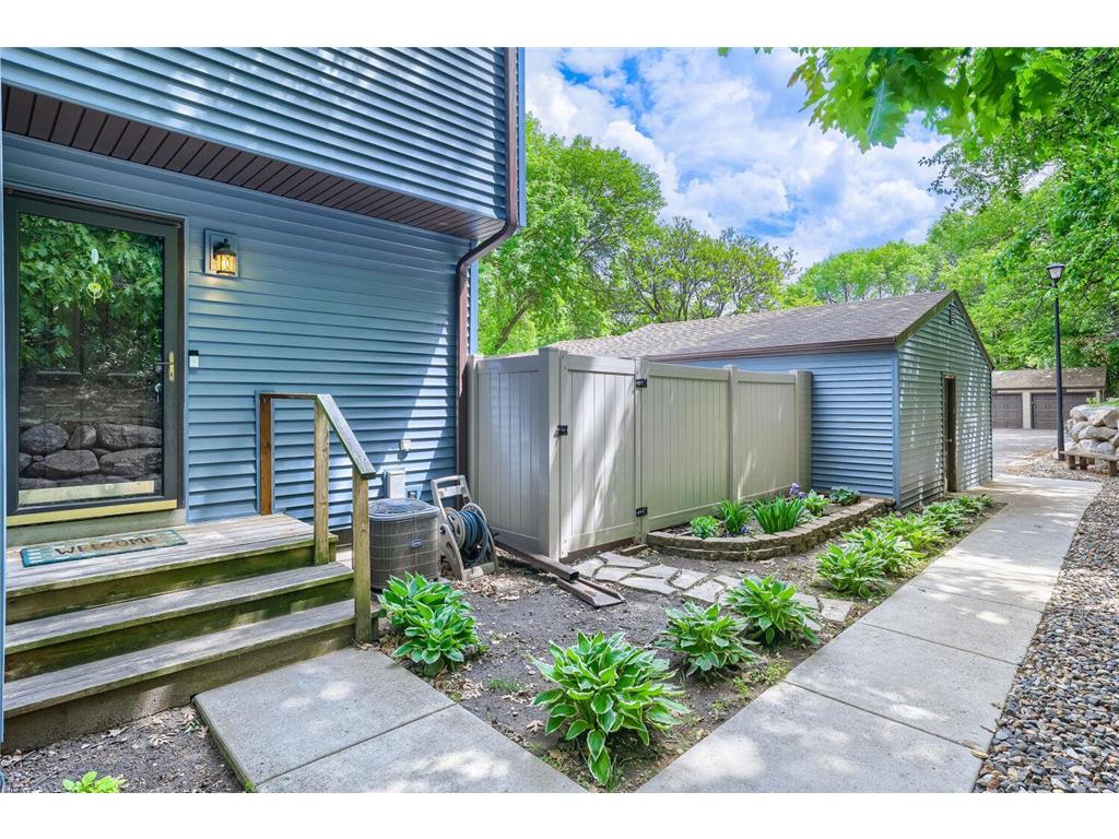 6387 Saint Johns Drive Eden Prairie MN 55346 7080310 image2