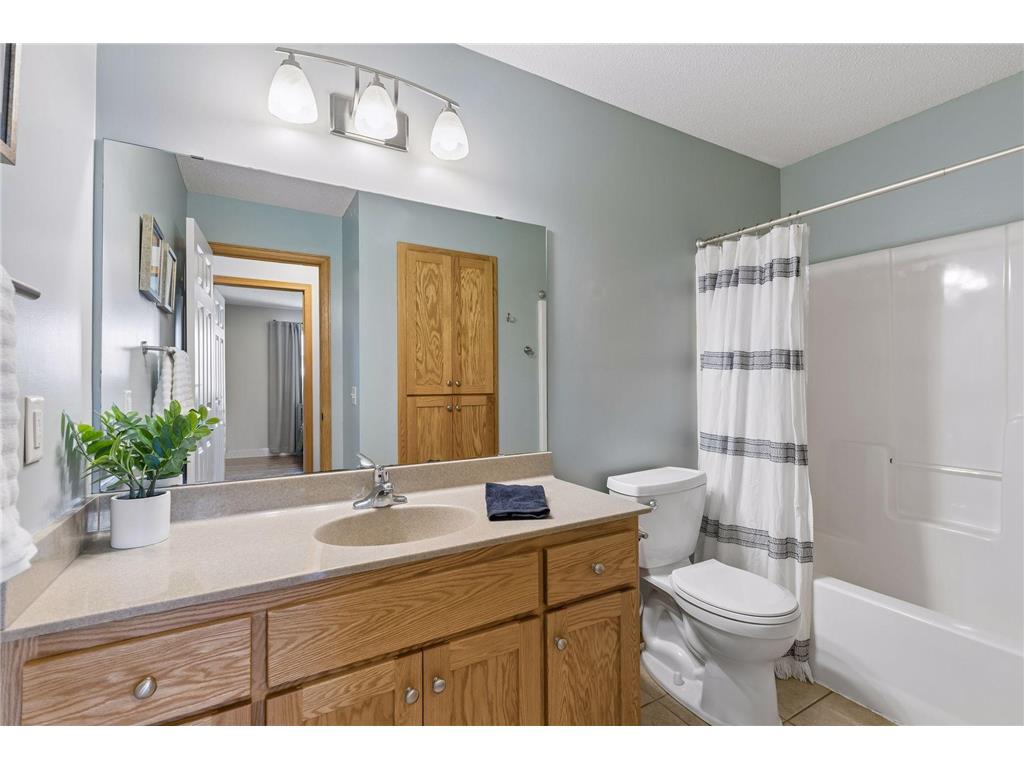 639 129th Avenue NE Blaine MN 55434 7046150 image22