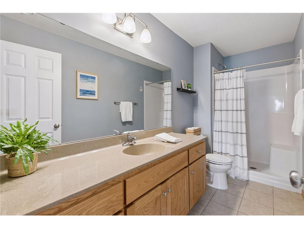 639 129th Avenue NE Blaine MN 55434 7046150 image30