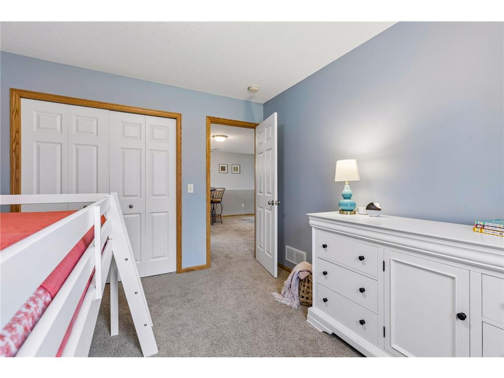 639 129th Avenue NE Blaine MN 55434 7046150 image32