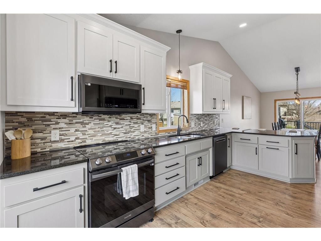 639 129th Avenue NE Blaine MN 55434 7046150 image6