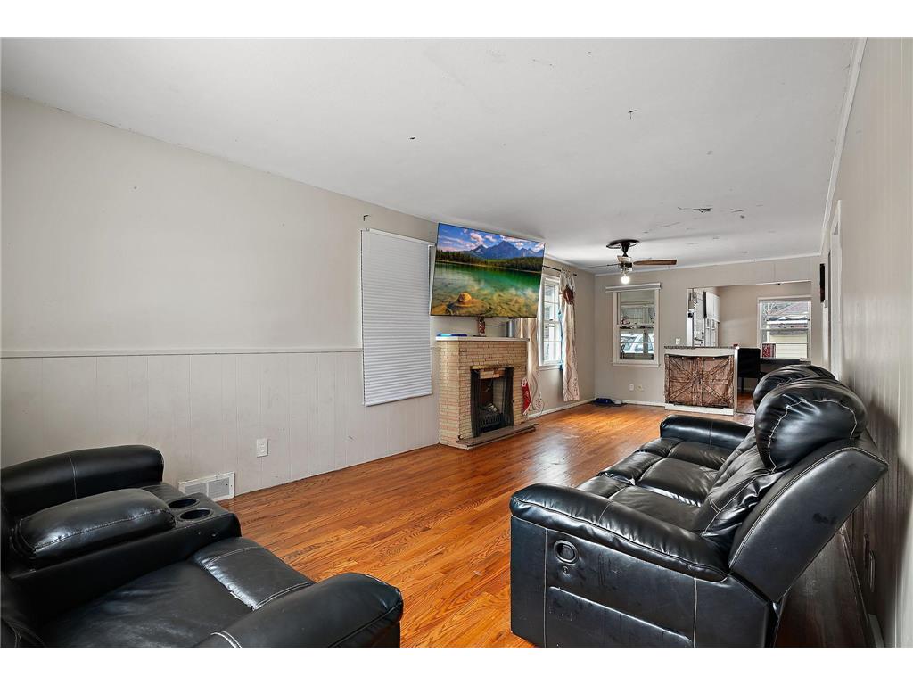 639 14th Avenue N South Saint Paul MN 55075 7020628 image3