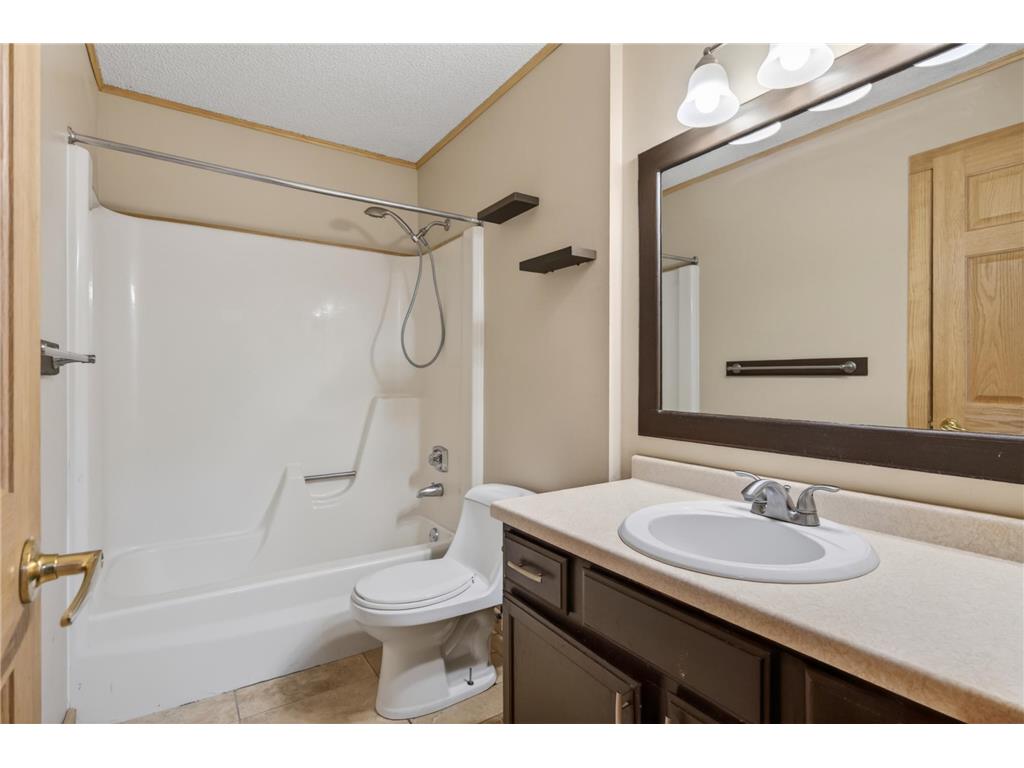 639 Barbara Lane Lino Lakes MN 55014 7052649 image23