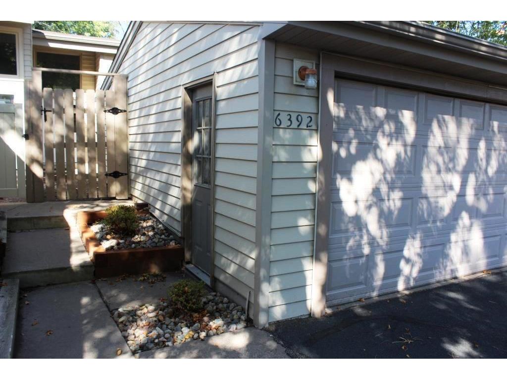 6392 Aspenwood Plaza Woodbury MN 55125 6446122 image1