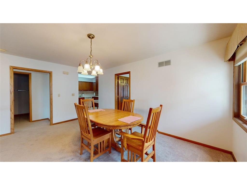 64 Conner Circle SW Rochester MN 55902 7041391 image7