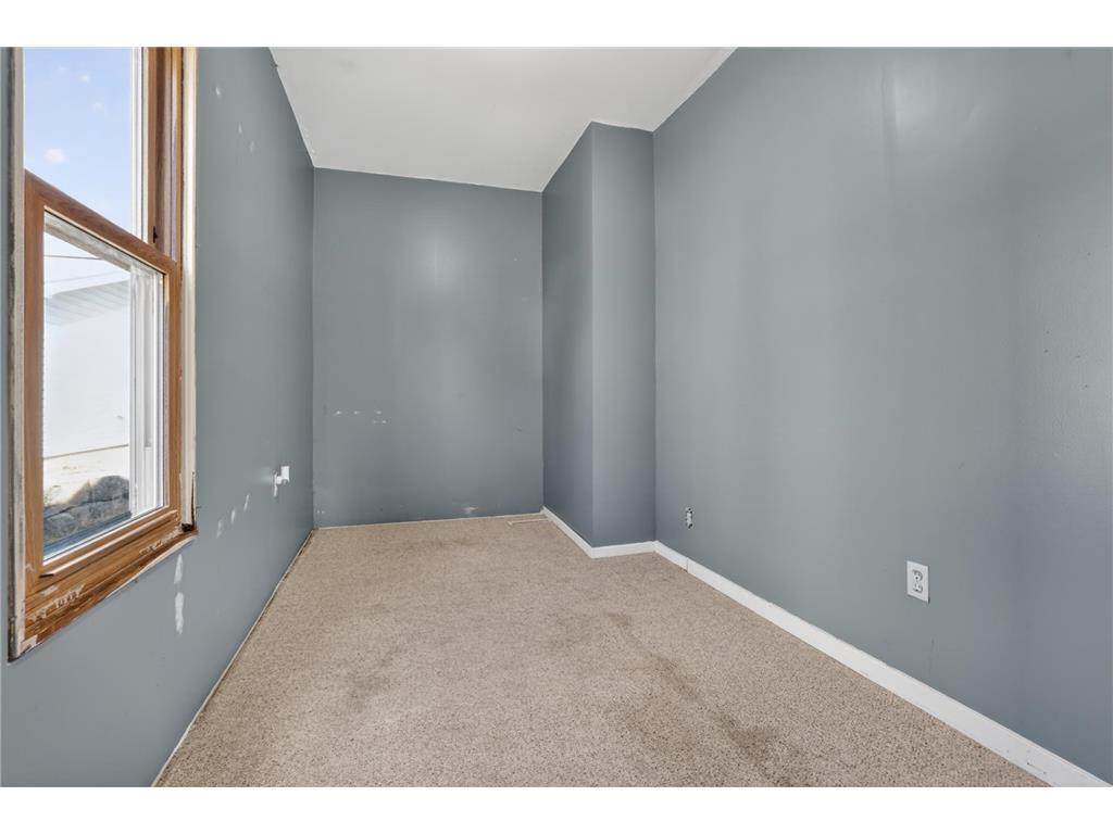 640 2nd Avenue NW Plainview MN 55964 7054474 image17