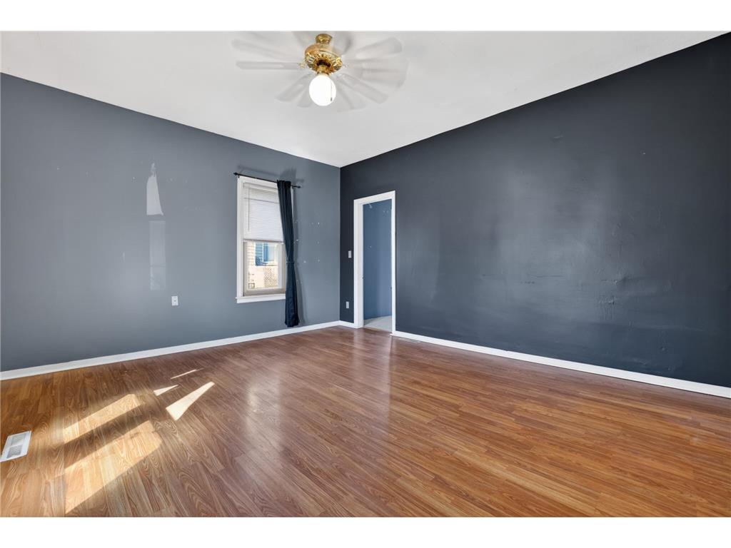 640 2nd Avenue NW Plainview MN 55964 7054474 image20