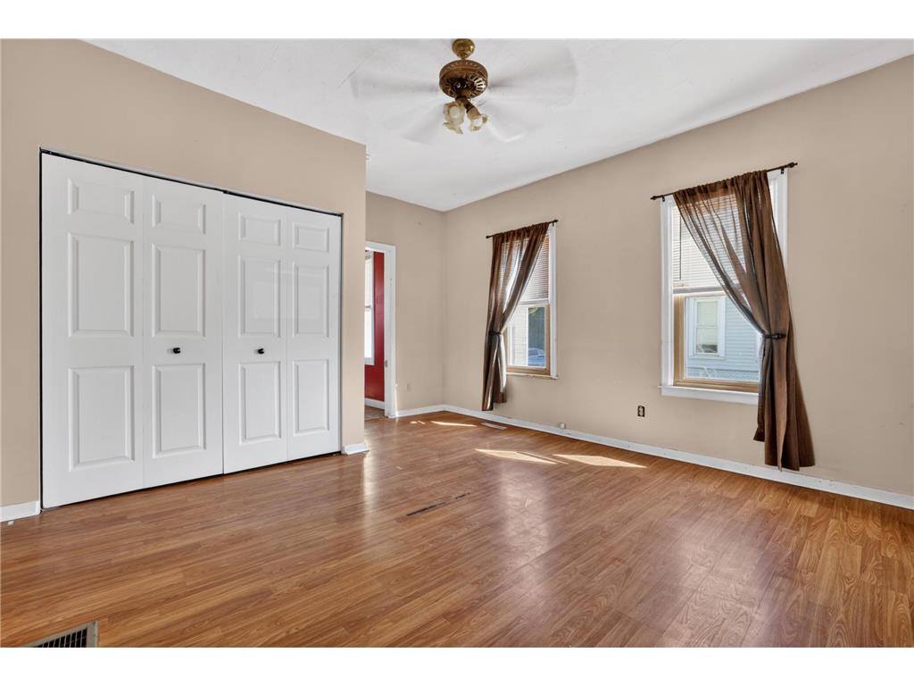 640 2nd Avenue NW Plainview MN 55964 7054474 image7