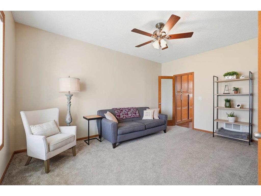 640 Addison Alcove Woodbury MN 55129 7060737 image12