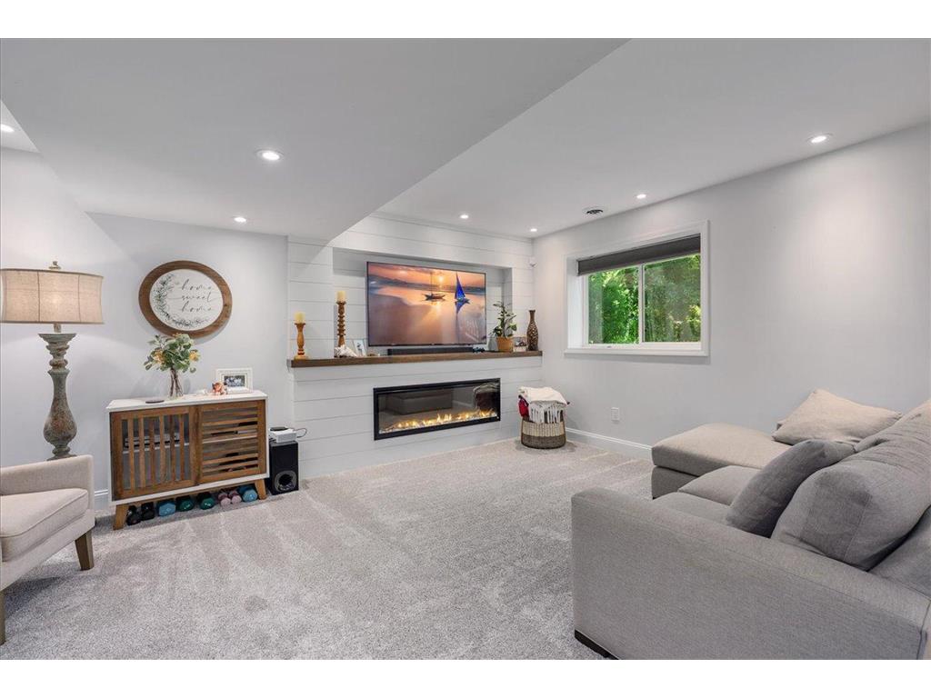 640 Addison Alcove Woodbury MN 55129 7060737 image29