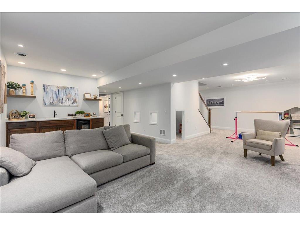 640 Addison Alcove Woodbury MN 55129 7060737 image30