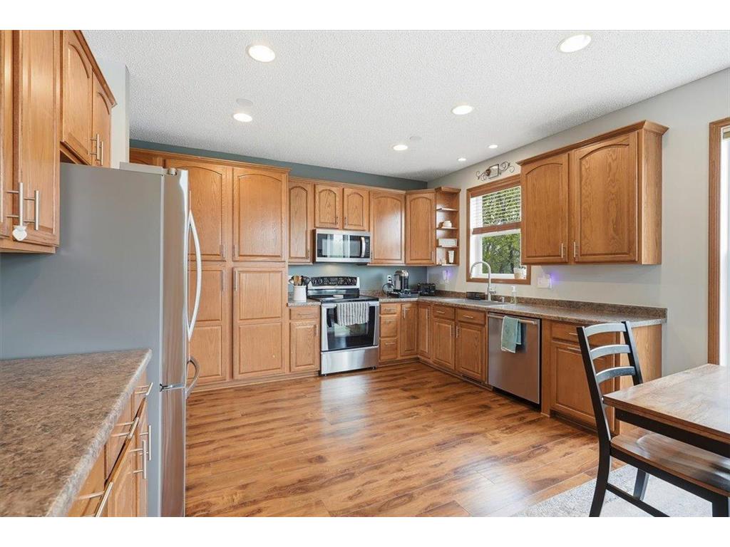 640 Addison Alcove Woodbury MN 55129 7060737 image8