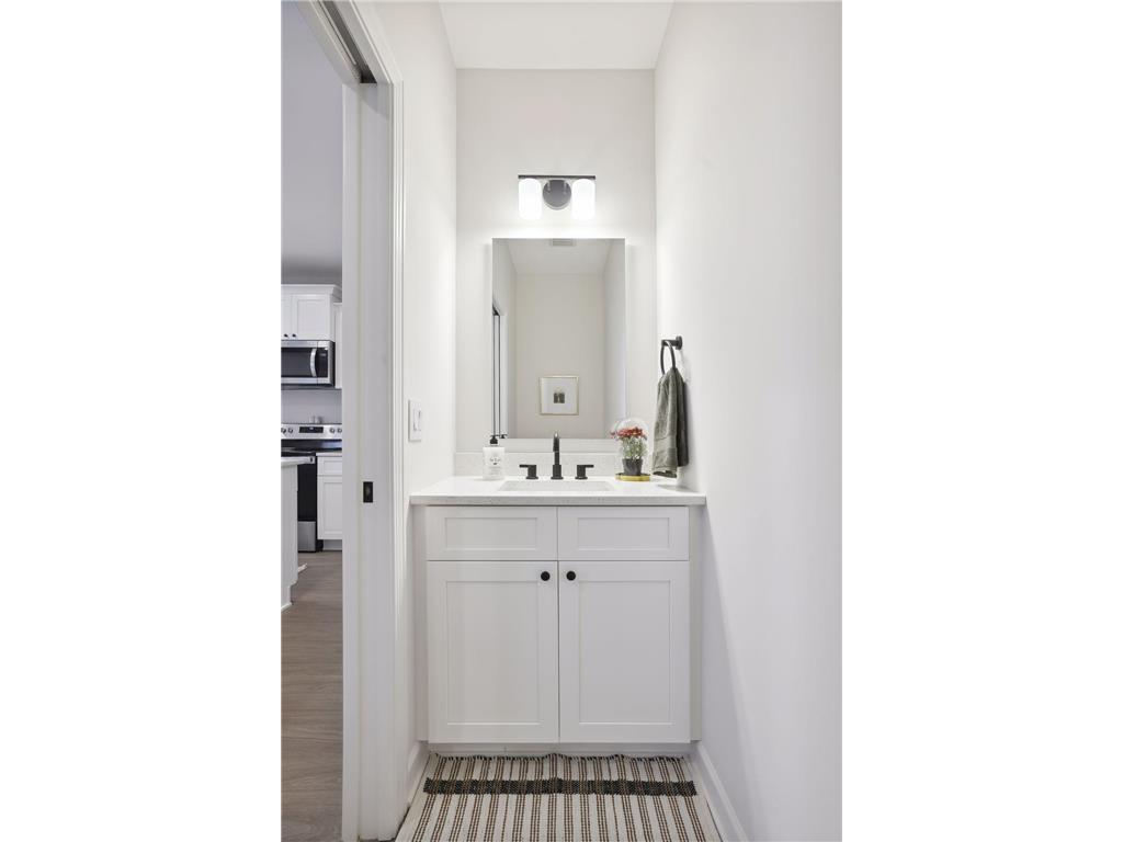 640 Franklin Street Roberts WI 54023 6816823 image8