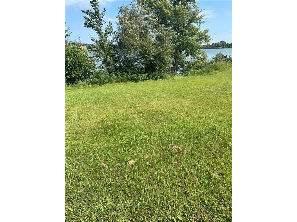 640 West Lake Street W Avoca MN 56114 - Lime 6766908 image3