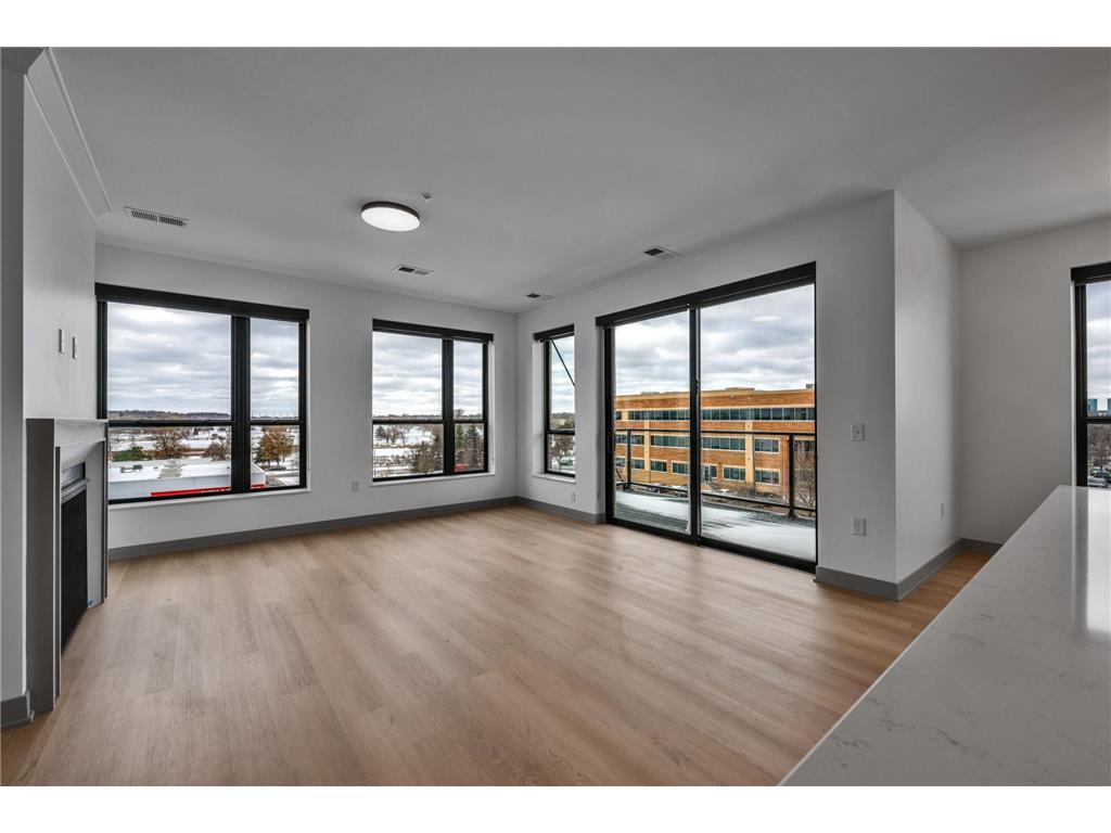 640 Wisconsin Avenue N #405 Golden Valley MN 55427 7038134 image3