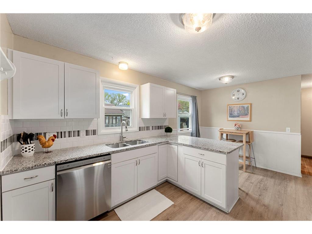 6400 45th Avenue N Crystal MN 55428 7067756 image2