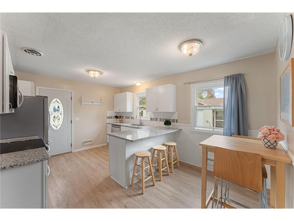 6400 45th Avenue N Crystal MN 55428 7067756 image5