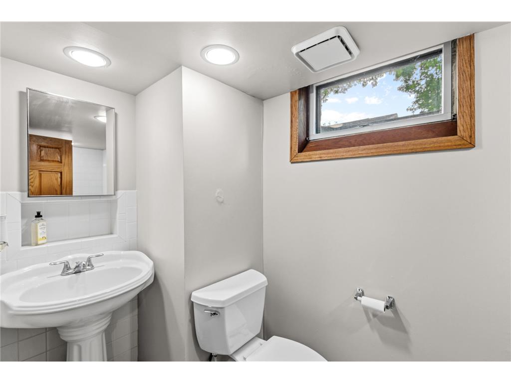 6400 Brooklyn Drive Brooklyn Center MN 55430 6798509 image36