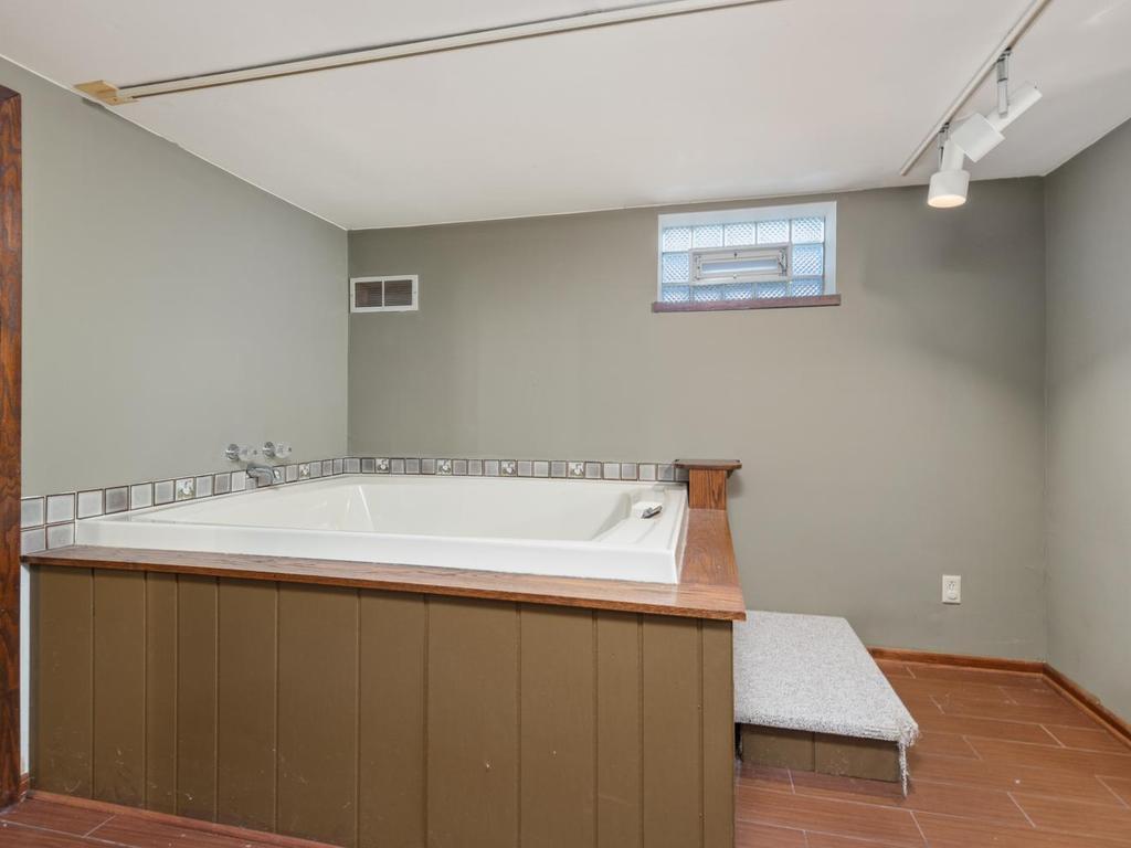 6400 Clinton Avenue Richfield MN 55423 7033470 image19