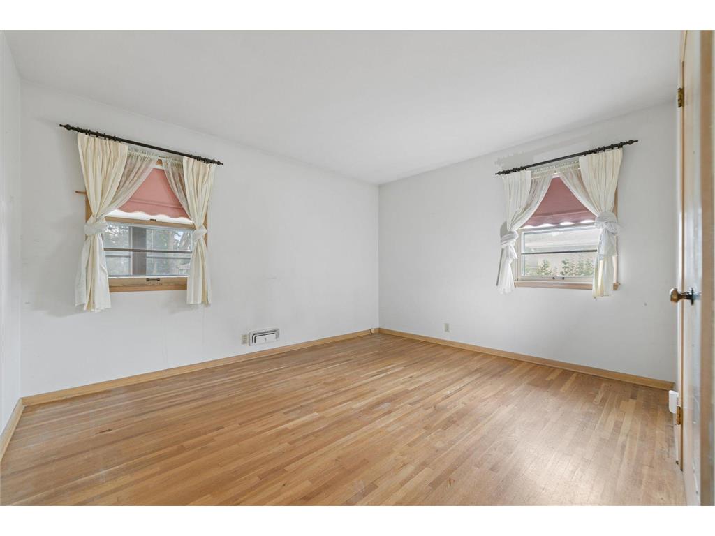 6400 Perry Avenue N Brooklyn Center MN 55429 7106216 image10