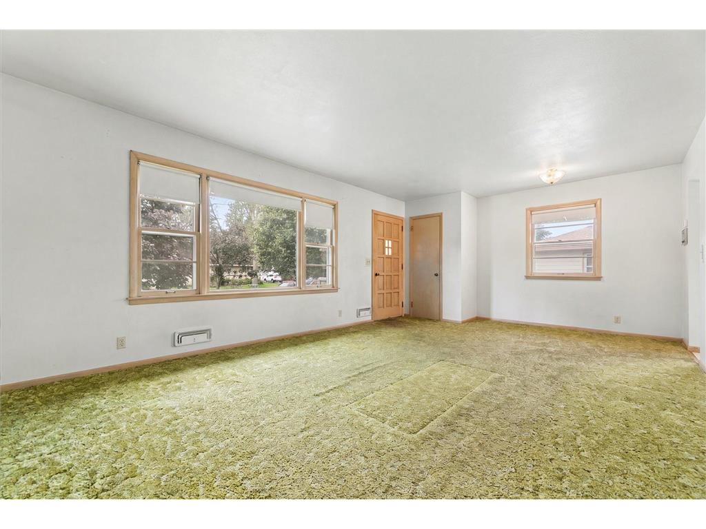 6400 Perry Avenue N Brooklyn Center MN 55429 7106216 image13