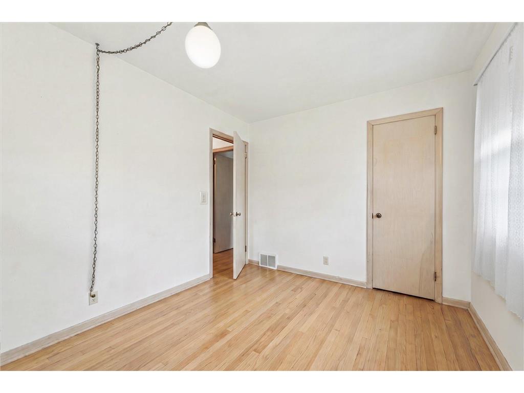 6400 Perry Avenue N Brooklyn Center MN 55429 7106216 image9