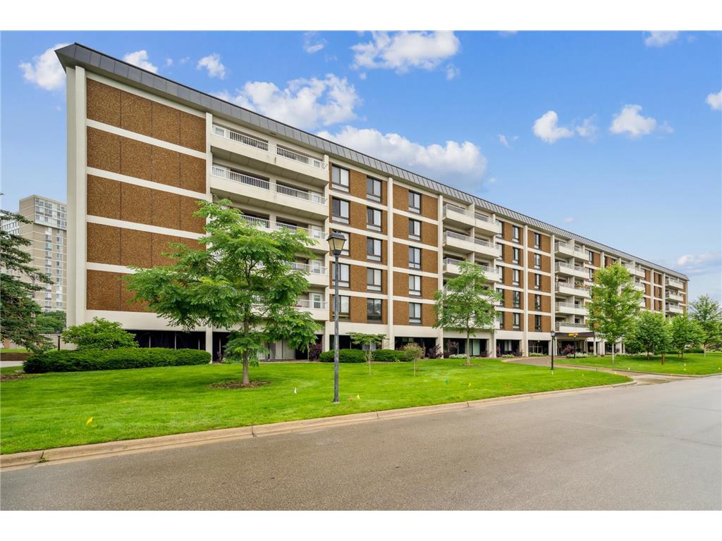 6400 York Avenue S #206 Edina MN 55435 6557258 image1