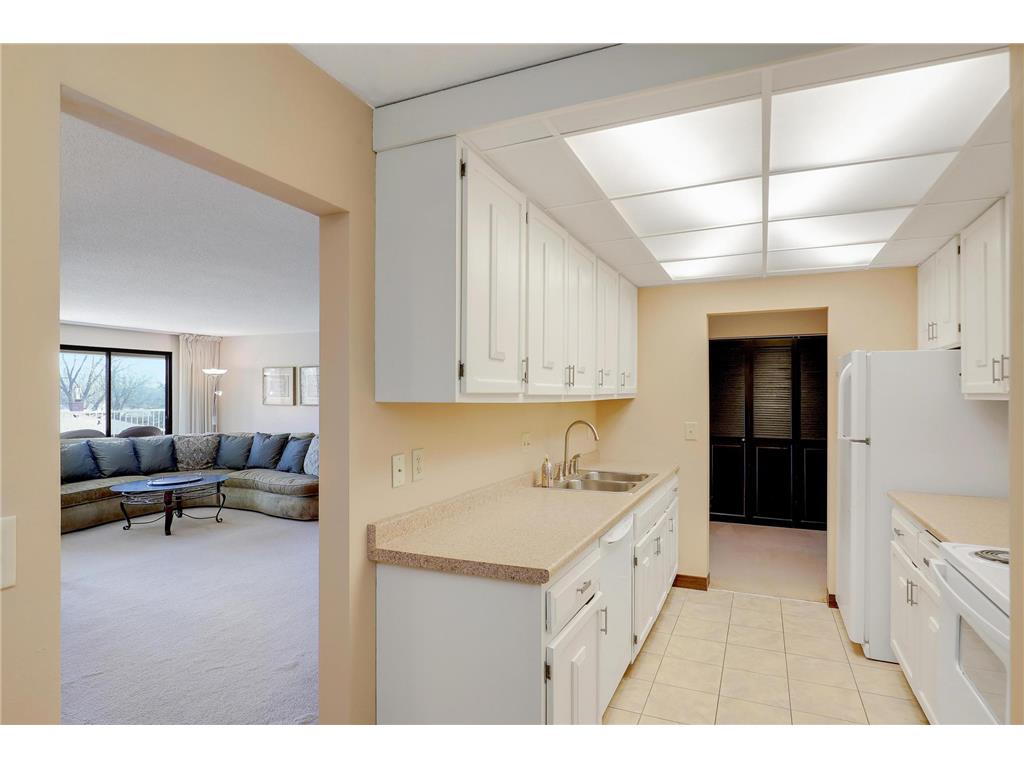 6400 York Avenue S #417 Edina MN 55435 7057616 image10