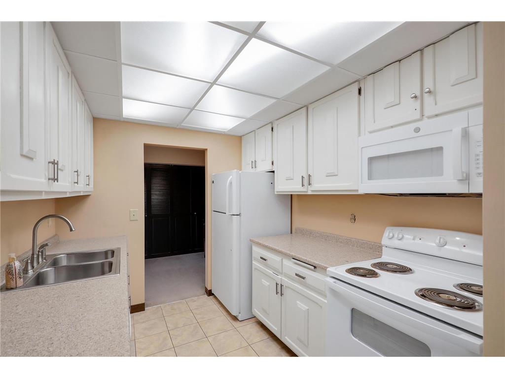 6400 York Avenue S #417 Edina MN 55435 7057616 image12