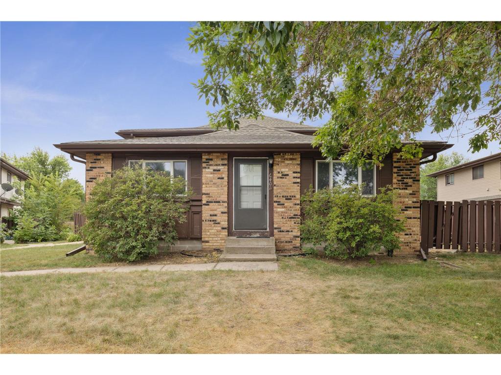 6401 83rd Court N Brooklyn Park MN 55445 6421988 image1