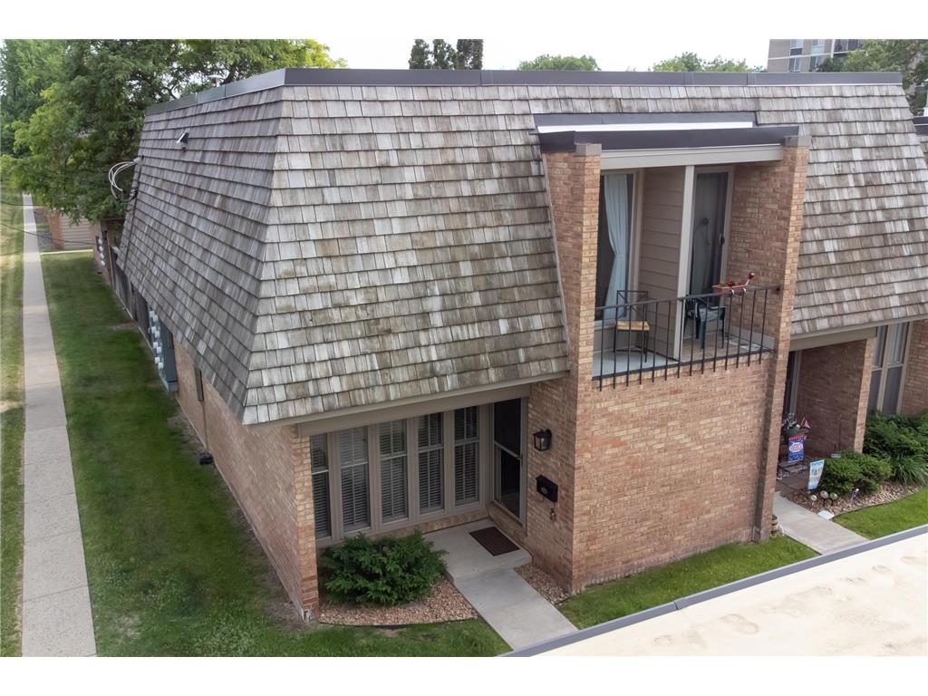 6401 Barrie Road, Edina, MN, 55435 MLS 6377328 Edina Realty