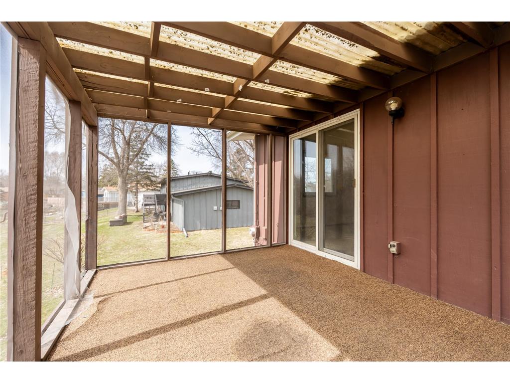 6401 Shingle Creek Drive Brooklyn Park MN 55445 7049683 image13